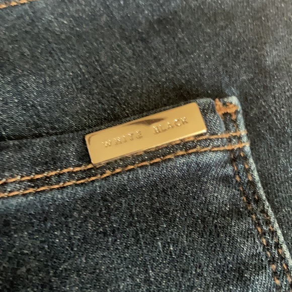 White House Black market - medium wash skinny ankle jeans. - Picture 2 of 3